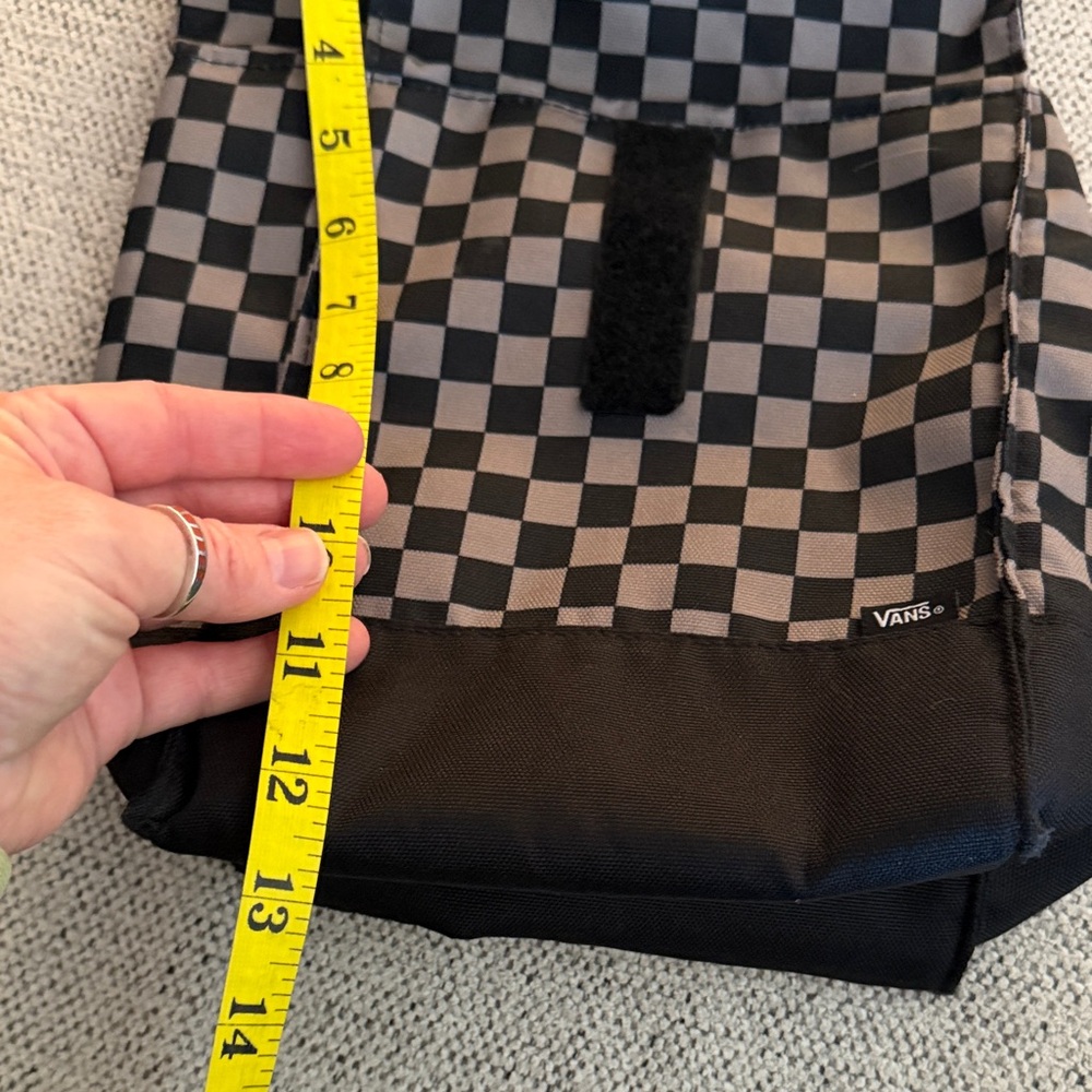 Vans Men's Black and Gray Checkered lunch bag - Picture 7 of 9